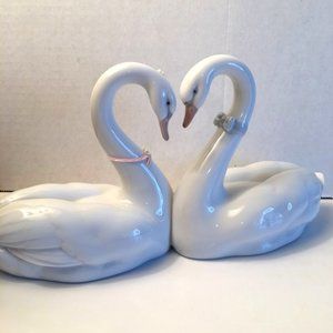 Lladro Endless Love Swans Figurine